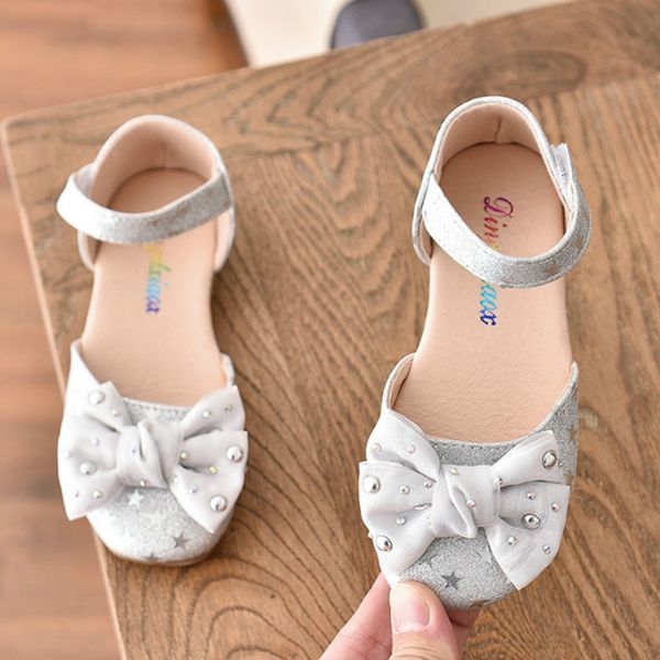 toddler leather sandals bow-knot rivets shoes for girls princess party shoe for dress baby infant footwear silver, Black;red
toddler leather sandals bow-knot rivets shoes for girls princess party shoe for dress baby infant footwear silver, Black;red