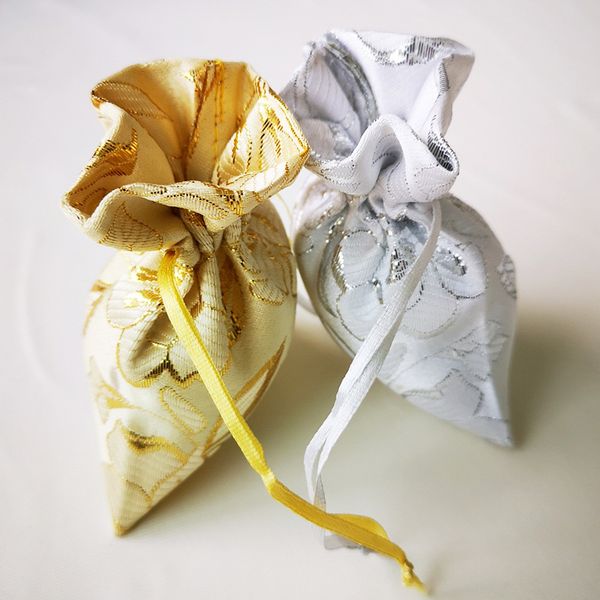 quality golden jacquard storage bag candy packaging boxes pendant decor drawstring pocket bag 30pcs/lot silver wedding gift bags
quality golden jacquard storage bag candy packaging boxes pendant decor drawstring pocket bag 30pcs/lot silver wedding gift bags