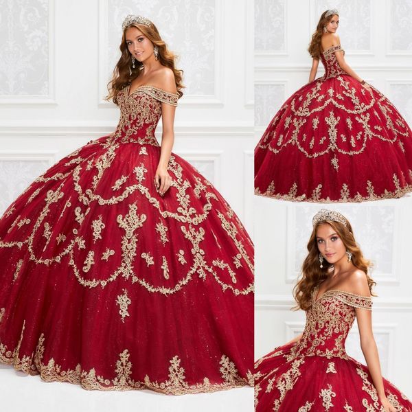 2020 fashion red lace quinceanera dresses off the shoulder gold applique ball gown floor length prom dress vestido de festa sweet 16 dress
2020 fashion red lace quinceanera dresses off the shoulder gold applique ball gown floor length prom dress vestido de festa sweet 16 dress
