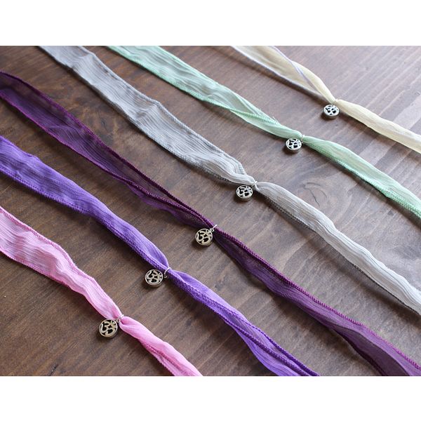 eastisan tibetan buddhism handmade lucky sari ribbon wrap bracelet yoga meditation om charm bracelet reiki prayer jewelry, Golden;silver
eastisan tibetan buddhism handmade lucky sari ribbon wrap bracelet yoga meditation om charm bracelet reiki prayer jewelry, Golden;silver