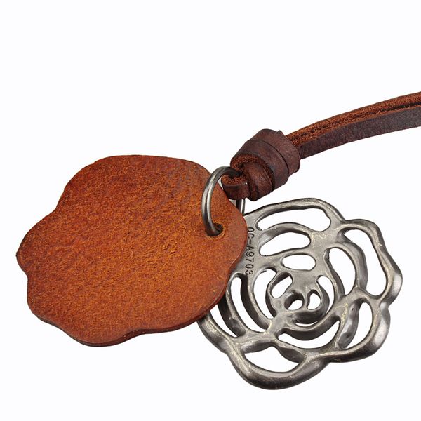 Manufacturers Direct Flower Necklace Jewelry Ladys Cowhide Rope Creative Hollow Rose Pendant Jewelry
Manufacturers Direct Flower Necklace Jewelry Ladys Cowhide Rope Creative Hollow Rose Pendant Jewelry