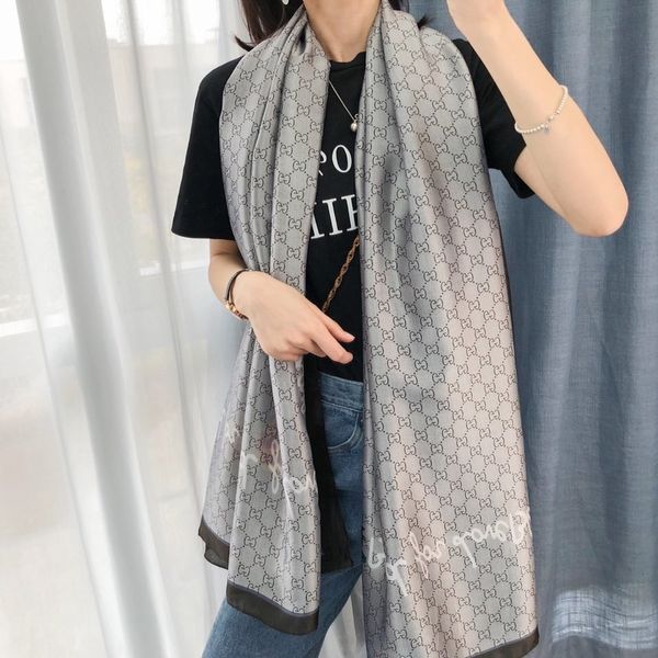 2020 spring and summer brand silk scarves collarette designer letters long scarf size 180 x90cm floral thin scarf, Blue;gray
2020 spring and summer brand silk scarves collarette designer letters long scarf size 180 x90cm floral thin scarf, Blue;gray