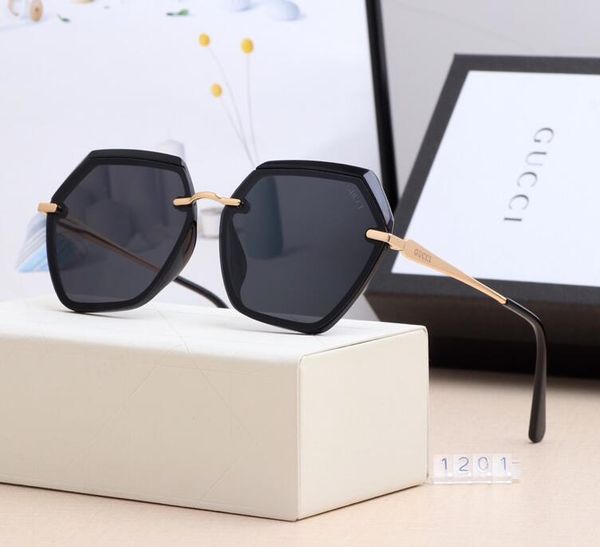 hot new top luxury fashion sun glass овальная рамка ножки покрытие зеркало uv400 объектива углеродного волокна лето стиль очки курс покупки, White;black
hot new top luxury fashion sun glass овальная рамка ножки покрытие зеркало uv400 объектива углеродного волокна лето стиль очки курс покупки, White;black