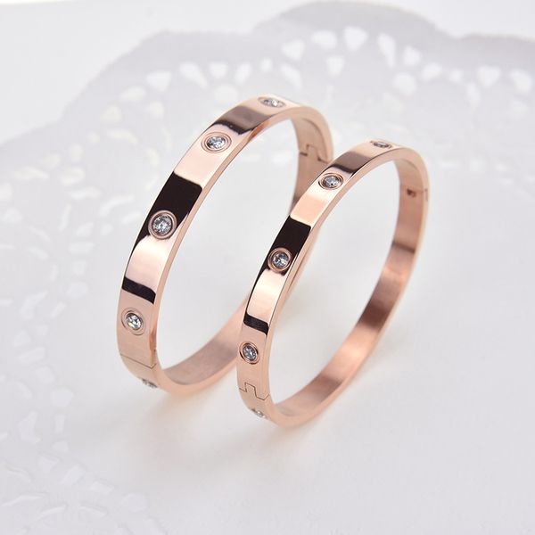 martick european style woman bangles with full shining cubic bangles for couple jewelry black/gold color m9
martick european style woman bangles with full shining cubic bangles for couple jewelry black/gold color m9