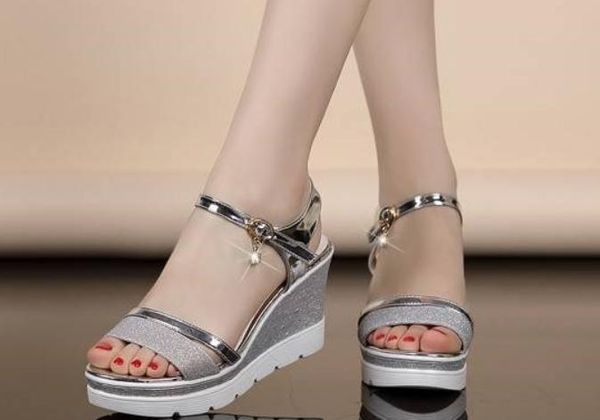 2019 women's sandals in summer with new style slope heel thick bottom @2409, Black
2019 women's sandals in summer with new style slope heel thick bottom @2409, Black
