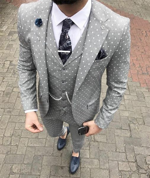 groomsmen notch lapel groom tuxedos one button men suits wedding/prom man blazer( jacket+pants+vest+tie )m1559, Black;gray
groomsmen notch lapel groom tuxedos one button men suits wedding/prom man blazer( jacket+pants+vest+tie )m1559, Black;gray