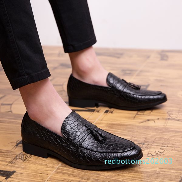 2019 four seasons pointed men formal business brogue shoes luxury men's dress shoes male casual leather wedding party loafers r03, Black
2019 four seasons pointed men formal business brogue shoes luxury men's dress shoes male casual leather wedding party loafers r03, Black