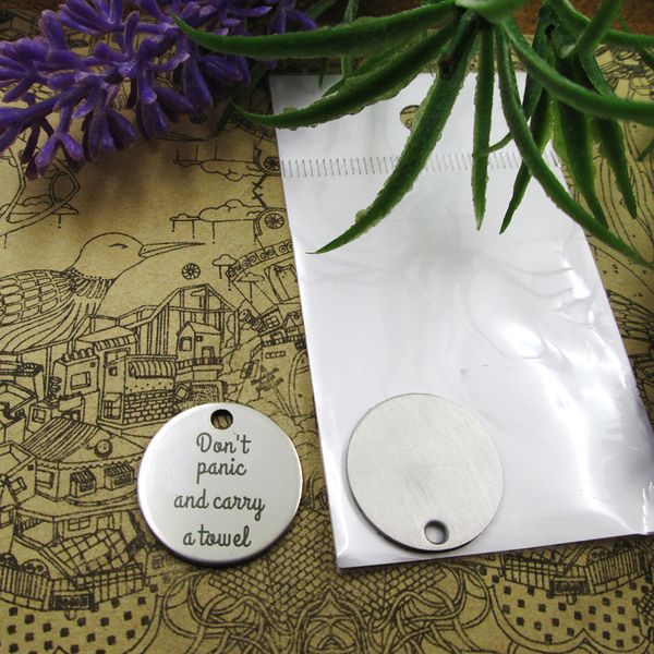 40pcs--"don't panic and carry a towel"stainless steel charms more style for choosing diy charms pendants for necklace, Bronze;silver
40pcs--"don't panic and carry a towel"stainless steel charms more style for choosing diy charms pendants for necklace, Bronze;silver