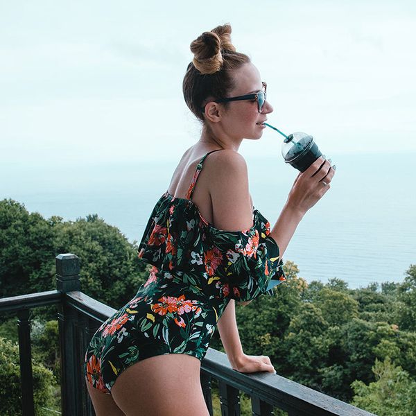 2019 woman plus size swimsuit one piece green floral bathing suit for women big leaf swimming vintage bather female swimwear, White;black
2019 woman plus size swimsuit one piece green floral bathing suit for women big leaf swimming vintage bather female swimwear, White;black
