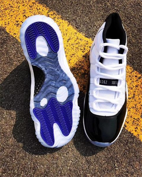 2020 release 11 high concord 45 black white casual shoes for men authentic quality space jam 45 378037 -100 carbon fiber sneakers
2020 release 11 high concord 45 black white casual shoes for men authentic quality space jam 45 378037 -100 carbon fiber sneakers
