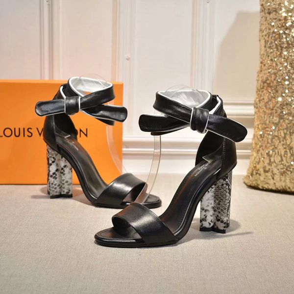 2019 Womens Luxury Designer High Heel Sandals Silhouette Passenger Summer Brown Black Leather Fashion Sandal Women Dress Slipper With Box
2019 Womens Luxury Designer High Heel Sandals Silhouette Passenger Summer Brown Black Leather Fashion Sandal Women Dress Slipper With Box