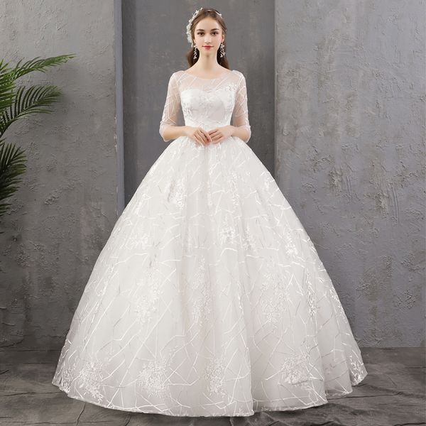 the korean version of the bride' marriage is short and slim with long-sleeved shoulder lace, White
the korean version of the bride' marriage is short and slim with long-sleeved shoulder lace, White