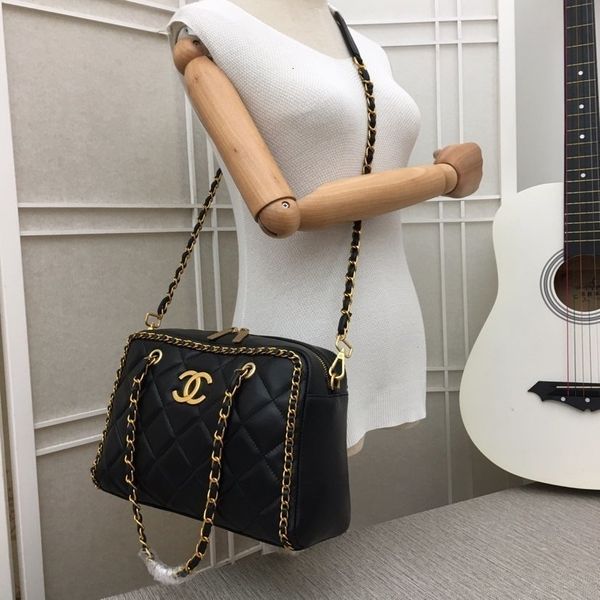 new latest embossing casual letter amazing animal wallet shoulder bag tote girl womens banquet
new latest embossing casual letter amazing animal wallet shoulder bag tote girl womens banquet