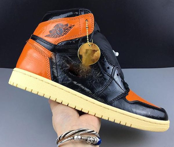 2020 designer shoes backboard 1 basketball shoes shattered mens luxury sneakers women chicago high og trainers shoes
2020 designer shoes backboard 1 basketball shoes shattered mens luxury sneakers women chicago high og trainers shoes