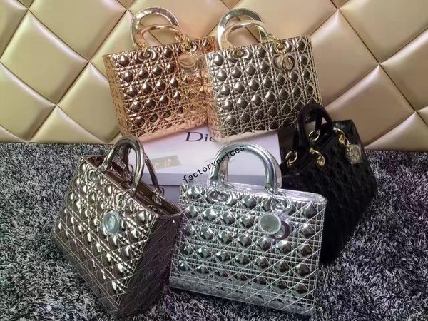 роскошные качества brand design lady plaid сумка из натуральной лакированной кожи 7 плед xl tote сумки натуральной кожи с charms miss chain
роскошные качества brand design lady plaid сумка из натуральной лакированной кожи 7 плед xl tote сумки натуральной кожи с charms miss chain