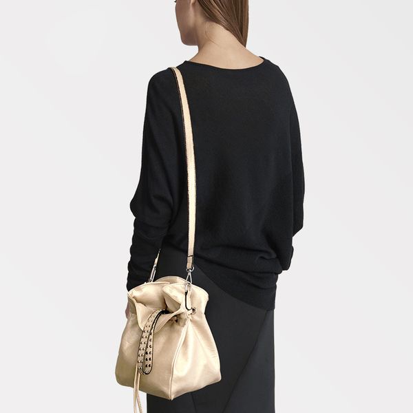 fashion rivet handle women's handbags drawstring bucket bags for women crossbody bag casual pu ladies shoulder messenger bags
fashion rivet handle women's handbags drawstring bucket bags for women crossbody bag casual pu ladies shoulder messenger bags