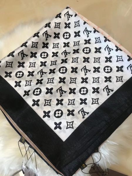 scarf for women luxury printing pattern silk designer thin scarfs fashion women scarves 5 color chose size 70x70cm b-255, Blue;gray
scarf for women luxury printing pattern silk designer thin scarfs fashion women scarves 5 color chose size 70x70cm b-255, Blue;gray