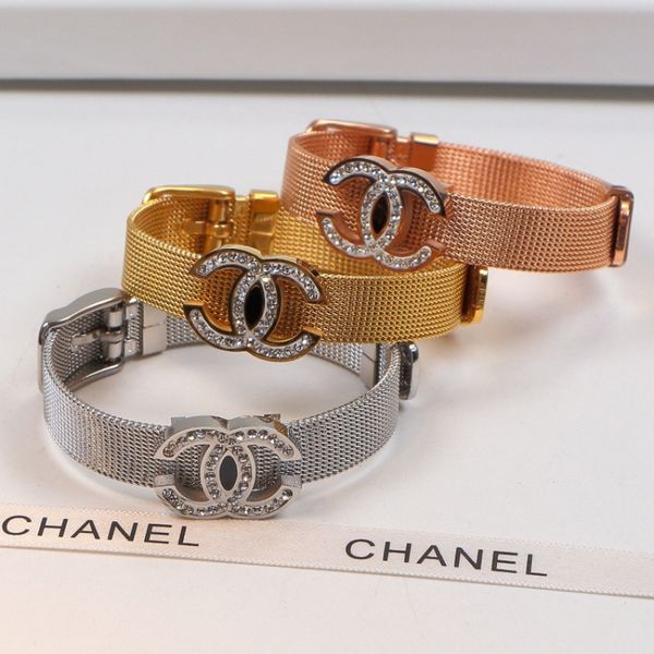 Luxury full diamond letter watch belt women bangle in fa hion letter high grade bracelet lady brief outdooor party bracelet jewelry
Luxury full diamond letter watch belt women bangle in fa hion letter high grade bracelet lady brief outdooor party bracelet jewelry