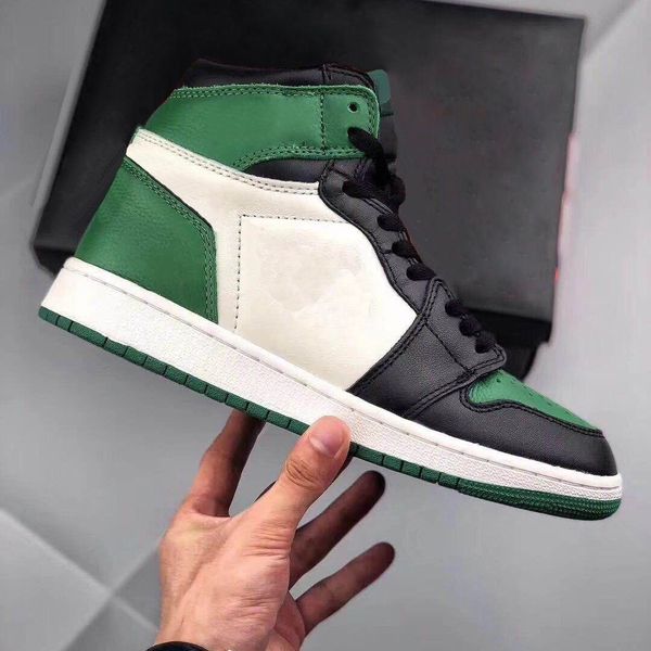 release high og 1 pine green 1s court purple 1s man basketball shoes authentic sneakers 555088-030 with box
release high og 1 pine green 1s court purple 1s man basketball shoes authentic sneakers 555088-030 with box