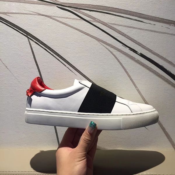new fashion designer luxury shoes leather designer sneakers comfortable men's women's casual shoes size 35-46, Black
new fashion designer luxury shoes leather designer sneakers comfortable men's women's casual shoes size 35-46, Black