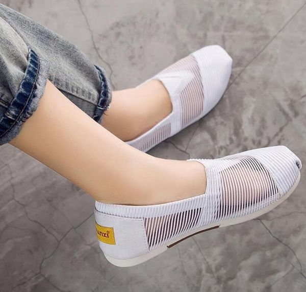 cloth shoes female summer 2019 new breathable women flat shoes slip on ballet flats fashion comfortable mesh femme loafers, Black
cloth shoes female summer 2019 new breathable women flat shoes slip on ballet flats fashion comfortable mesh femme loafers, Black