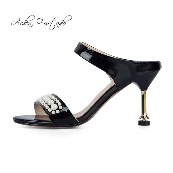 2019 summer stilettos peep toe fashion sandals shoes women red white slides mules big size shoes for ladies, Black
2019 summer stilettos peep toe fashion sandals shoes women red white slides mules big size shoes for ladies, Black