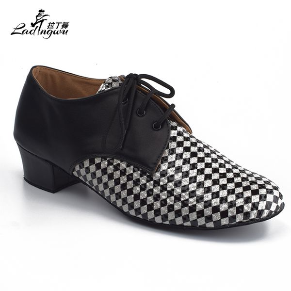 ladingwu modern men's ballroom dance shoes rhombus pattern pu and microfiber synthetic leather latin dance shoes men heel 2.5cm
ladingwu modern men's ballroom dance shoes rhombus pattern pu and microfiber synthetic leather latin dance shoes men heel 2.5cm