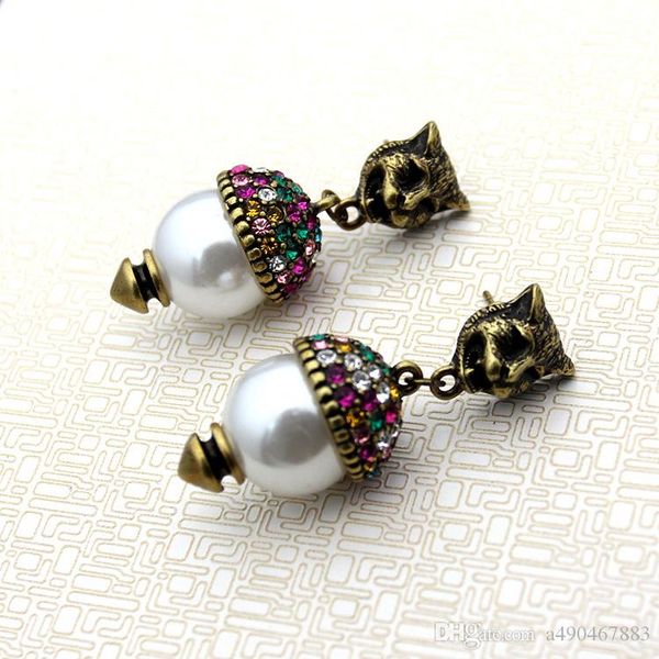 новые модные брендовые медные серьги 18k ретро серьги для модных людей и пар подарок поставляется с пыльными мешками и коробками, Golden;silver
новые модные брендовые медные серьги 18k ретро серьги для модных людей и пар подарок поставляется с пыльными мешками и коробками, Golden;silver