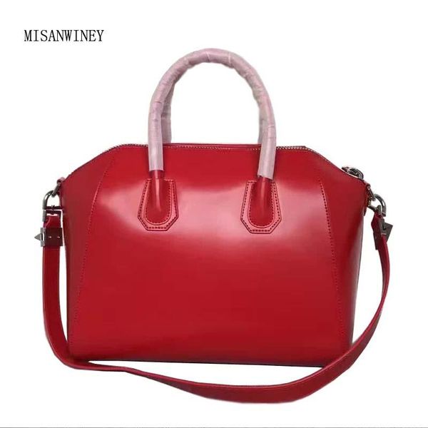 designer-star of the same family crocodile pattern pure color original first-layer cowhide locomotive shoulder antigona lady bag
designer-star of the same family crocodile pattern pure color original first-layer cowhide locomotive shoulder antigona lady bag