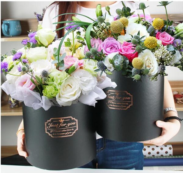 3pcs/set european style round bucket flower gift box bucket gift box flowers wedding candy party packing ing
3pcs/set european style round bucket flower gift box bucket gift box flowers wedding candy party packing ing