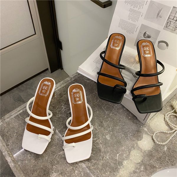 female shoes slippers women summer square heel glitter slides heeled mules fashion 2020 block jelly heels high fabric, Black
female shoes slippers women summer square heel glitter slides heeled mules fashion 2020 block jelly heels high fabric, Black