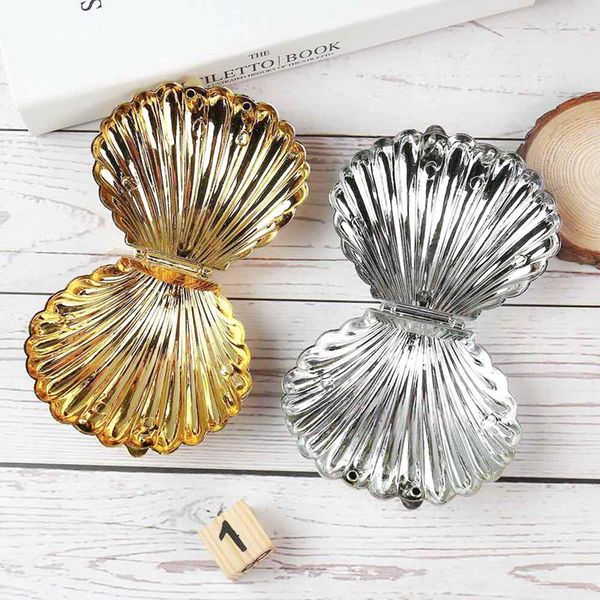 10pcs/lot shell wedding favor box wedding candy box casamento favors and gifts decoration mariage
10pcs/lot shell wedding favor box wedding candy box casamento favors and gifts decoration mariage