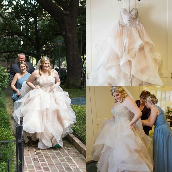 2019 plus size wedding dresses new sweetheart beading luxury ruffles sleevelss country bridal gowns fat bride custom made boho wedding dress, White
2019 plus size wedding dresses new sweetheart beading luxury ruffles sleevelss country bridal gowns fat bride custom made boho wedding dress, White