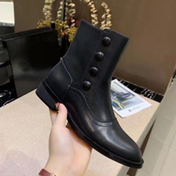 flat bottom luxury button woman shoes 2019 designer short boots ladies shoes zipper leather fashion bare boots, Black
flat bottom luxury button woman shoes 2019 designer short boots ladies shoes zipper leather fashion bare boots, Black