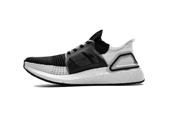 box) multicolor ub ultra 5.0 running shoes men women tennis designer sports shoes primeknit sneaker size 36-45
box) multicolor ub ultra 5.0 running shoes men women tennis designer sports shoes primeknit sneaker size 36-45