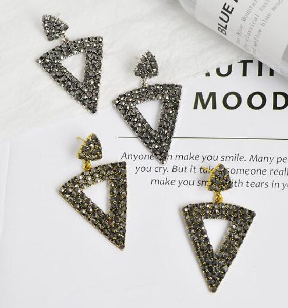 new personality is contracted ear nail is acted the role of article triangular hollow-out obsidian eardrop is fashionable and cl, Silver
new personality is contracted ear nail is acted the role of article triangular hollow-out obsidian eardrop is fashionable and cl, Silver