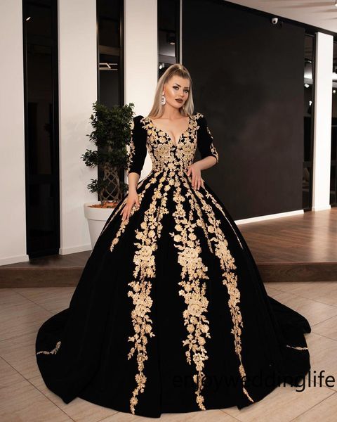 elegant 2020 ball gown prom dresses gold lace appliqued dubai arabic celebrity v neck half sleeves evening gowns formal quinceanera dress, Blue;red
elegant 2020 ball gown prom dresses gold lace appliqued dubai arabic celebrity v neck half sleeves evening gowns formal quinceanera dress, Blue;red