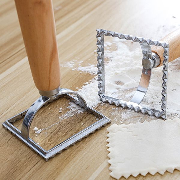 classical italian square pasta cutter kitchen pasta mold tool ravioli stamp cutter with beach wooden handle
classical italian square pasta cutter kitchen pasta mold tool ravioli stamp cutter with beach wooden handle