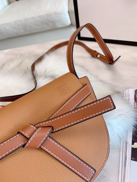 2020 new fashion bags shopping party charm wild diagonal bagq2t6, Black
2020 new fashion bags shopping party charm wild diagonal bagq2t6, Black