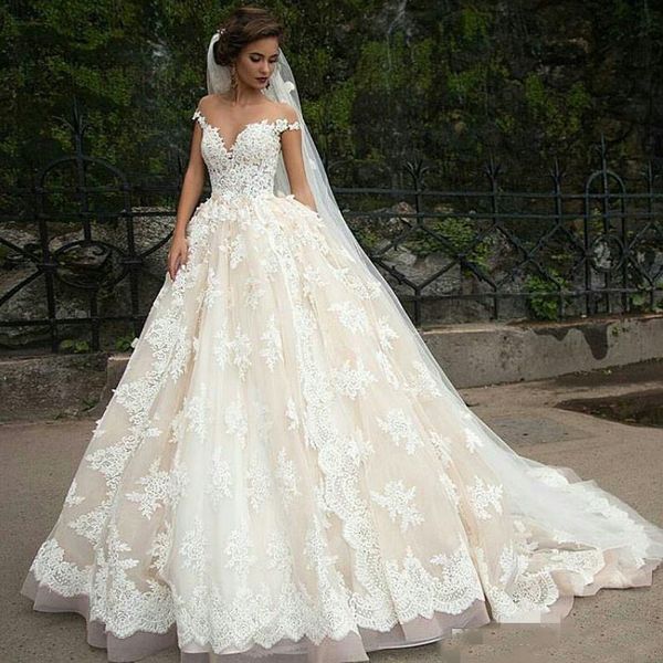 Vintage Turkey Plus Size Full Lace Ball Gown Wedding Dress Bridal Gowns 2018 Off Shoulder Princess Lebanon Jewel Neck Arabic Bride Dresses
Vintage Turkey Plus Size Full Lace Ball Gown Wedding Dress Bridal Gowns 2018 Off Shoulder Princess Lebanon Jewel Neck Arabic Bride Dresses