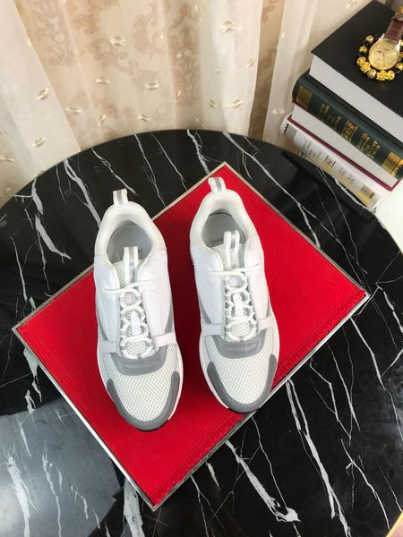 2020 new sv couple casual sneakers couple fashion sneakers luxury design breathable casual shoes
2020 new sv couple casual sneakers couple fashion sneakers luxury design breathable casual shoes