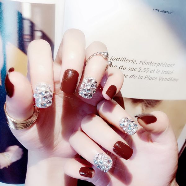 24pcs/boxed press on false nails shimmer glitter diamond fake fingernails short size full cover fake nails with glue, Red;gold
24pcs/boxed press on false nails shimmer glitter diamond fake fingernails short size full cover fake nails with glue, Red;gold