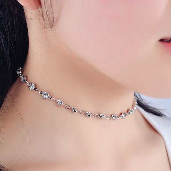new simple korean shiny rhinestone crystal choker necklace for women girls clavicle chocker bijoux jewelry gift wholesale 2019 new xr711, Golden;silver
new simple korean shiny rhinestone crystal choker necklace for women girls clavicle chocker bijoux jewelry gift wholesale 2019 new xr711, Golden;silver