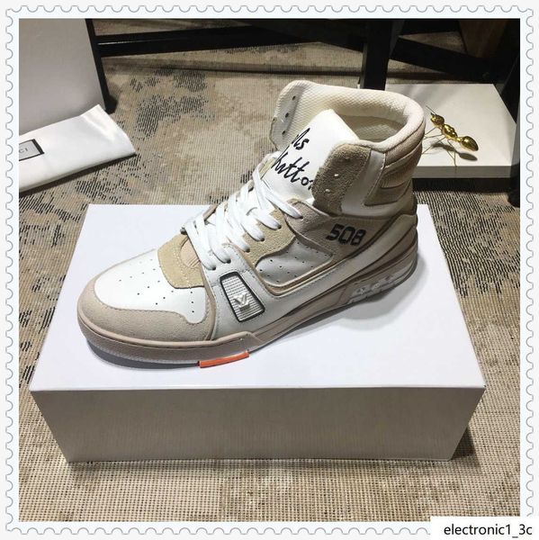 2019ws new men s casual sneakers, high-men s outdoor travel sneakers, fast delivery with original box packaging
2019ws new men s casual sneakers, high-men s outdoor travel sneakers, fast delivery with original box packaging