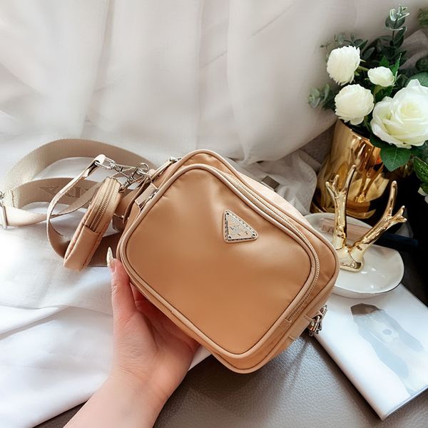 2020 crossbody bag дизайнеѬка ђмка-меенджеѬ коелек наплене ђмки бѬенд коелек д, Black
2020 crossbody bag дизайнеѬка ђмка-меенджеѬ коелек наплене ђмки бѬенд коелек д, Black