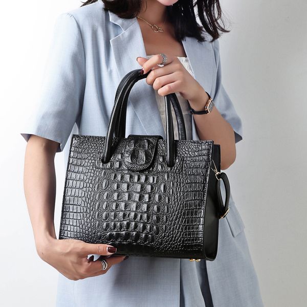 luxury pu leather large capacity handbags women tote bags designer ladies shoulder bag new messenger crossbody bags
luxury pu leather large capacity handbags women tote bags designer ladies shoulder bag new messenger crossbody bags