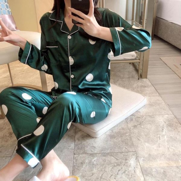 spring and autumn long sleeve trousers pajamas women's suit imitated silk fabric cardigan fold-down collar viscose sweet two-pie, Black;brown
spring and autumn long sleeve trousers pajamas women's suit imitated silk fabric cardigan fold-down collar viscose sweet two-pie, Black;brown