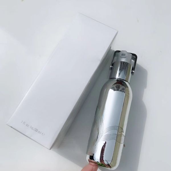 brand the brilliance brightening essence moisturizing whitening skin care facial serum 30ml dhl hlzm, White
brand the brilliance brightening essence moisturizing whitening skin care facial serum 30ml dhl hlzm, White