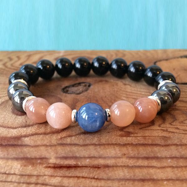 wholesale grade kyanite sunstone bracelet 8 mm hematite black onyx bracelet negative energy protection wrist mala jewelry, Golden;silver
wholesale grade kyanite sunstone bracelet 8 mm hematite black onyx bracelet negative energy protection wrist mala jewelry, Golden;silver