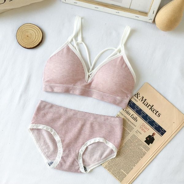 bra sets women girls bra underpants spaghetti strap wireless padded bralette briefs two piece sets gb0046b, Red;black
bra sets women girls bra underpants spaghetti strap wireless padded bralette briefs two piece sets gb0046b, Red;black